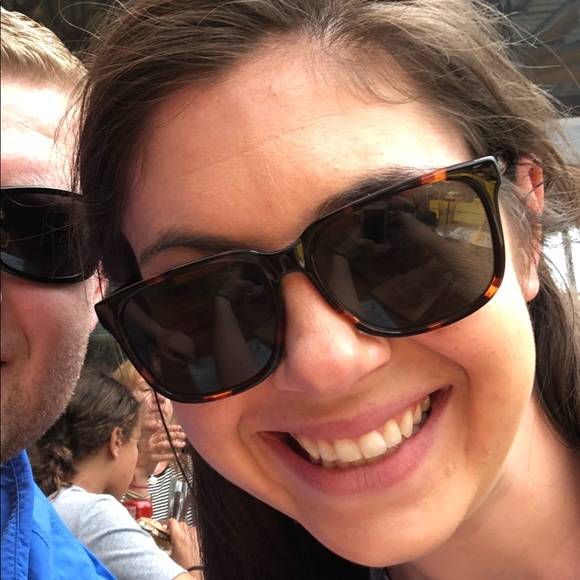 Meet your Posher, Savannah - Picture 1 of 1